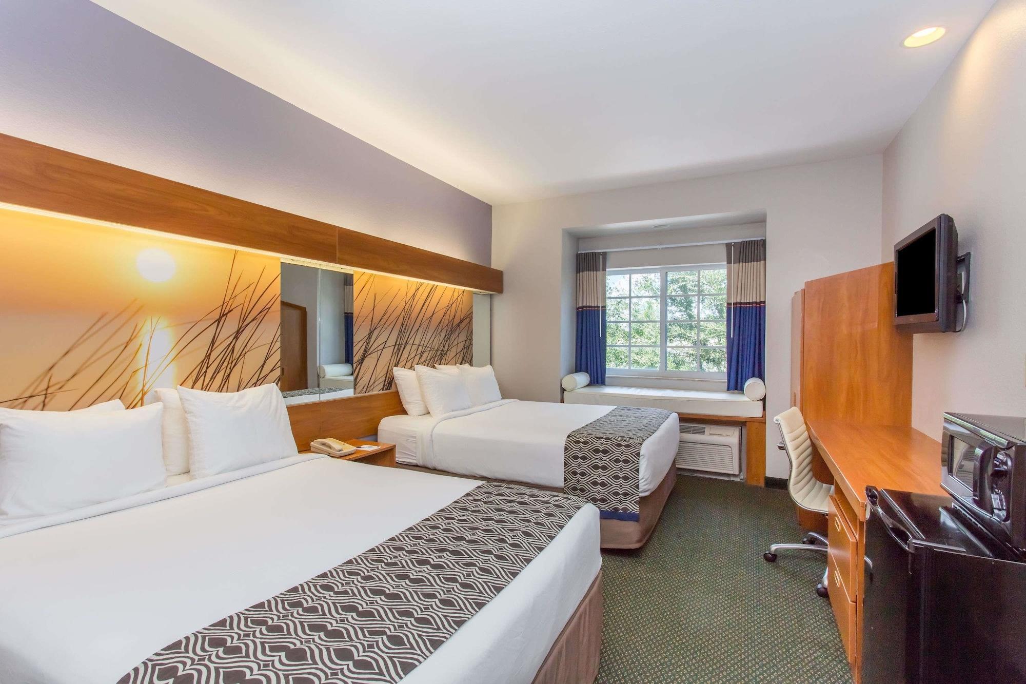 Microtel Inn & Suites By Wyndham Port Charlotte Punta Gorda Exterior photo